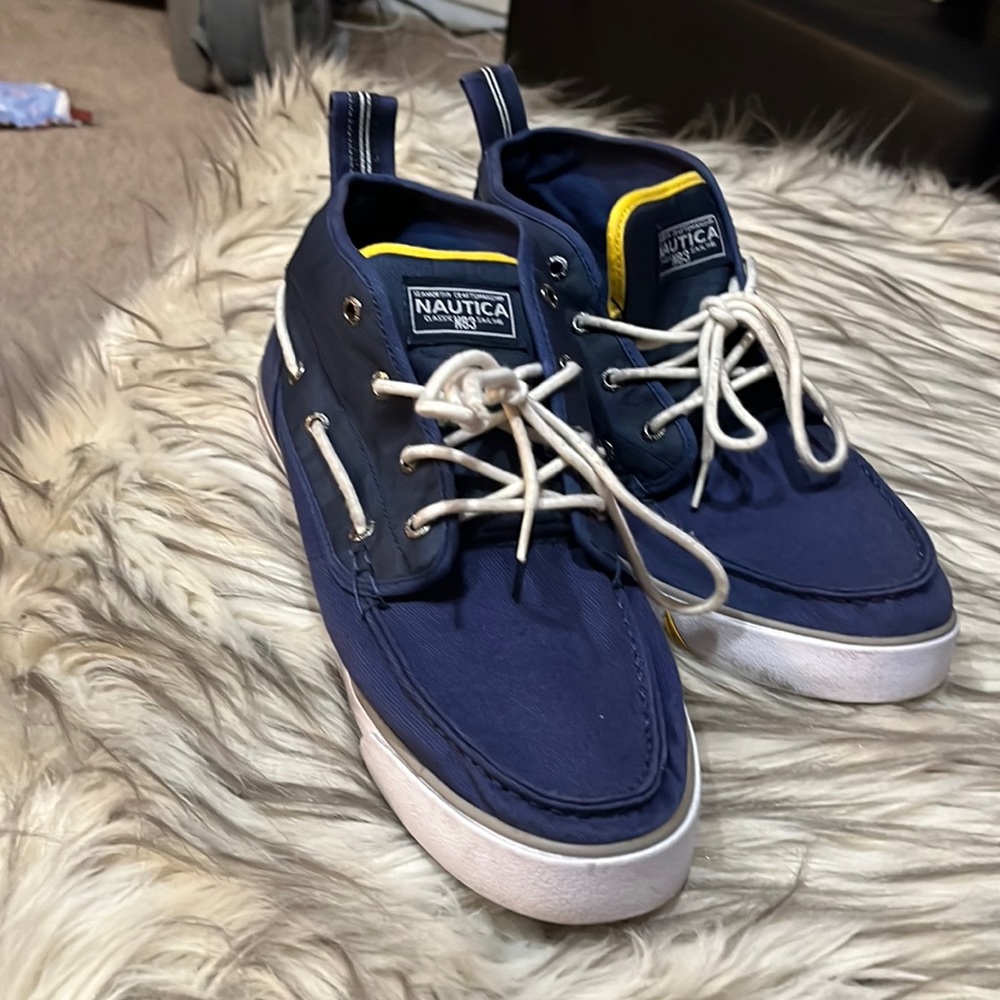 Mens náutica shoes size 11